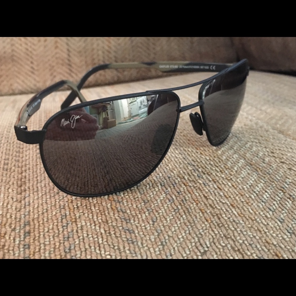 Maui Jim Castles - Black Mat